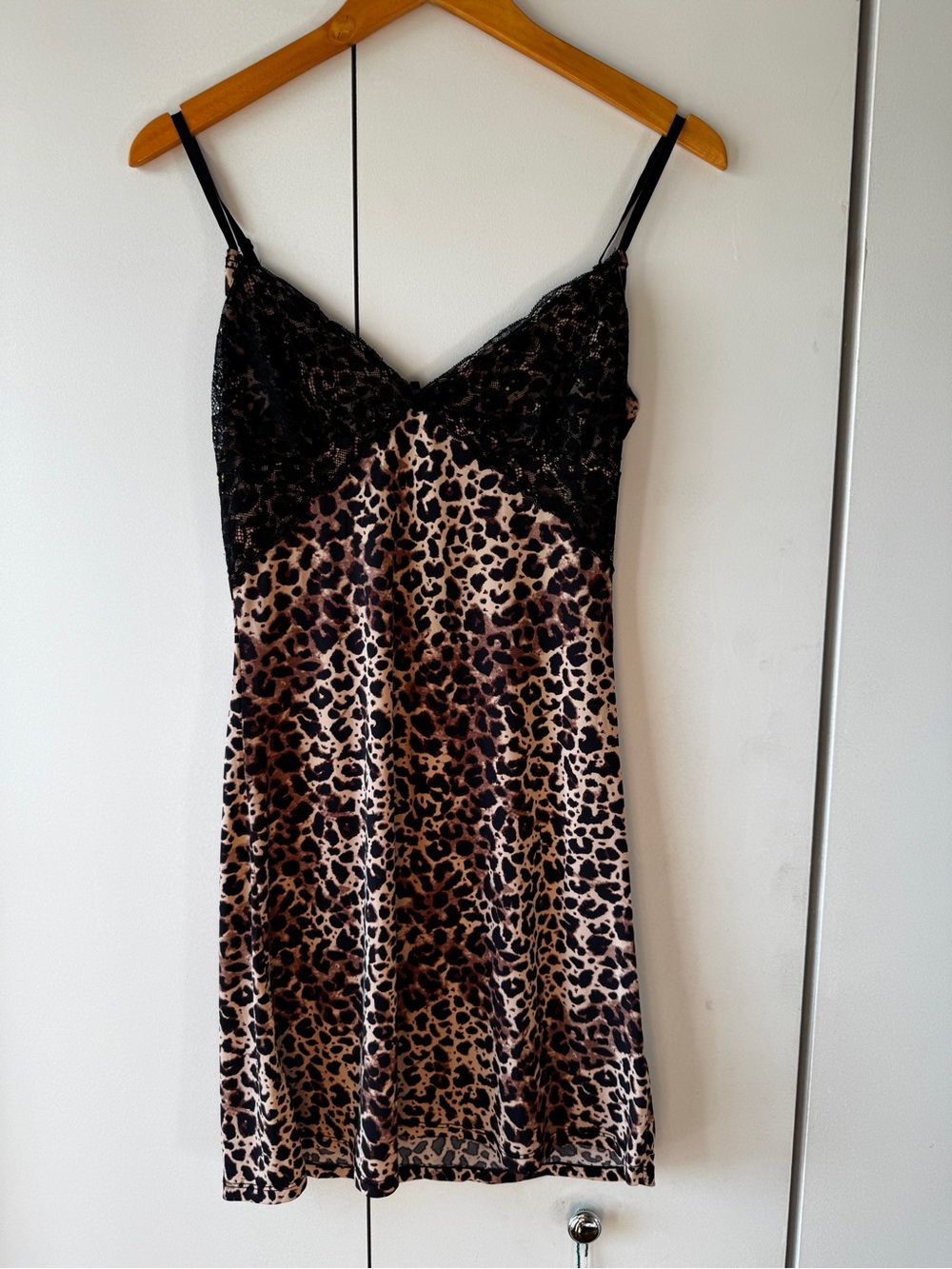 Leopard Night Dress - Picture 3 of 6